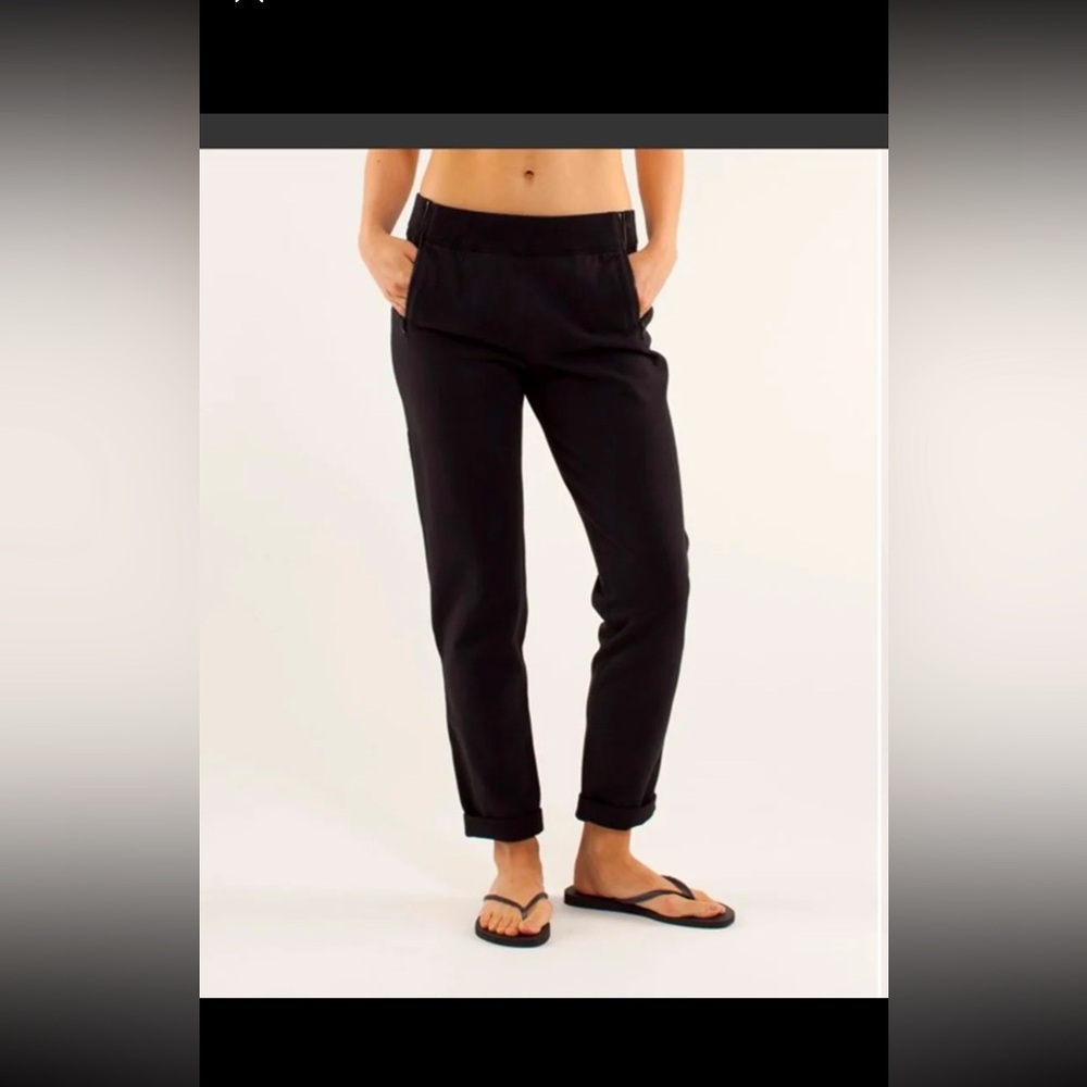 Lululemon Rejuvenate Sweat Pants - Size 6 - Heathered Black